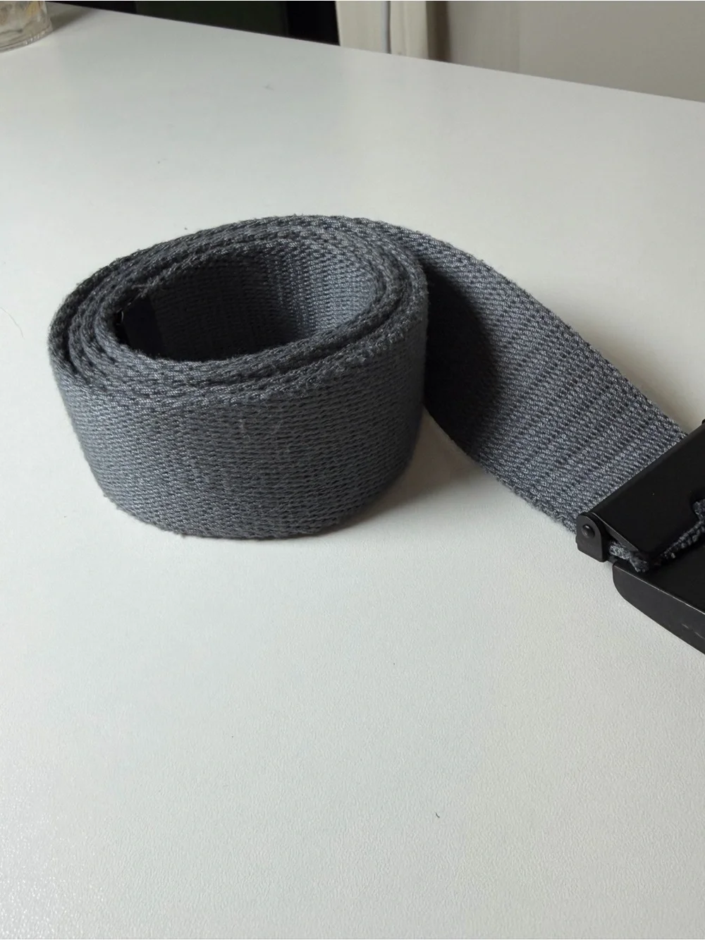Adidas Men's One Size Adjustable Gray Performance Webbed Belt with Black Buckle